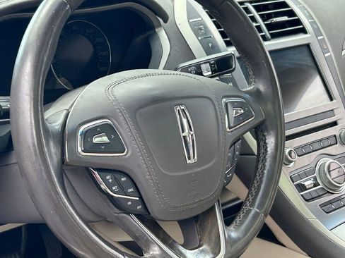 Used 2017 Lincoln MKZ Reserve w/ Climate Package AWD/4WD image 16