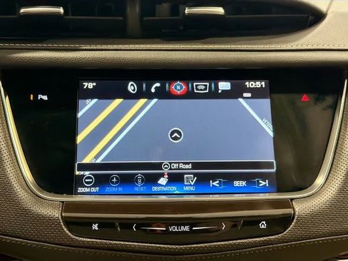 Used 2017 Cadillac XT5 Luxury w/ Driver Awareness Package FWD image 11