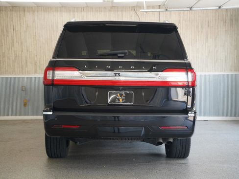 Used 2020 Lincoln Navigator Reserve w/ Luxury Package AWD/4WD image 9