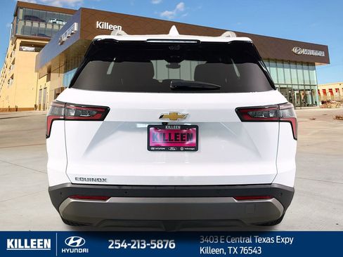 Used 2025 Chevrolet Equinox LT w/ Convenience Package II image 7