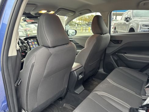 Certified 2025 Subaru Crosstrek 2.0i Premium image 25