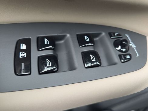 New 2026 Volvo XC90 B6 Ultra w/ Lounge Package image 26