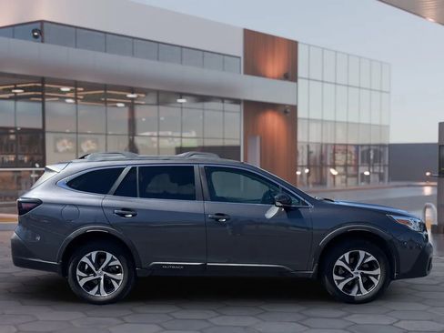 Used 2020 Subaru Outback Limited AWD/4WD image 12