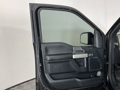 Used 2017 Ford F150 Lariat w/ Equipment Group 501A Mid AWD/4WD image 12