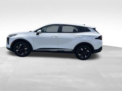 Certified 2026 Kia Sportage LX FWD image 5