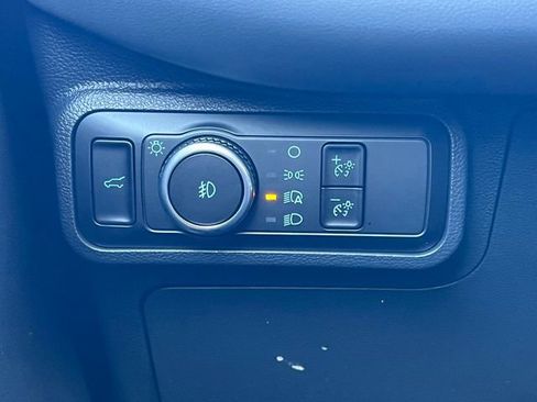 Used 2026 Ford Explorer Active w/ Active Comfort Package image 27