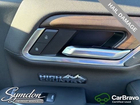 Certified 2025 Chevrolet Silverado 1500 High Country w/ Technology Package AWD/4WD image 25