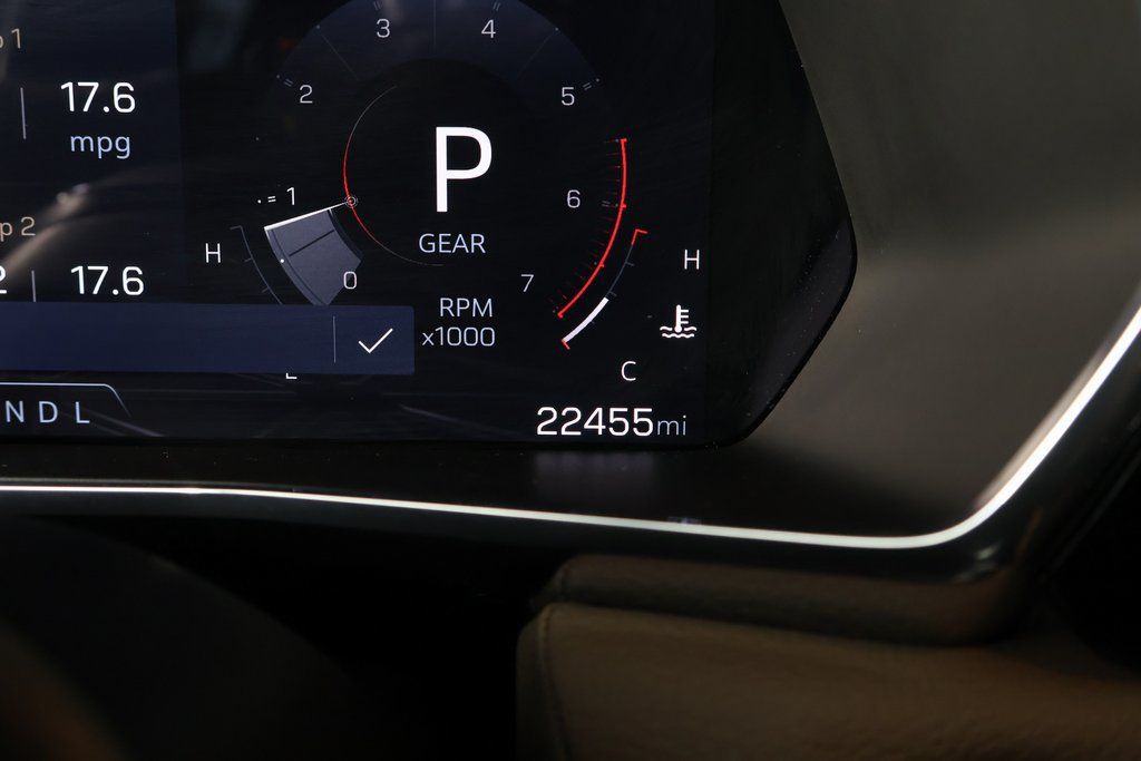 Used 2023 GMC Canyon Denali AWD/4WD image 17