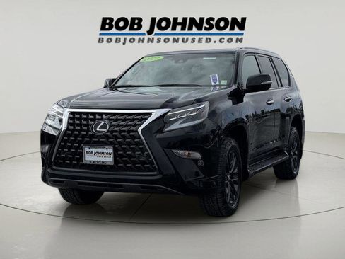 Used 2022 Lexus GX 460 Premium w/ Premium Plus Package image 3