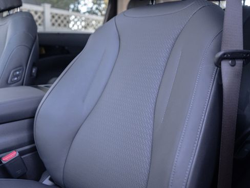 New 2026 Kia Carnival SX Prestige FWD image 23