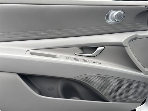 New 2026 Hyundai Elantra Blue image 10
