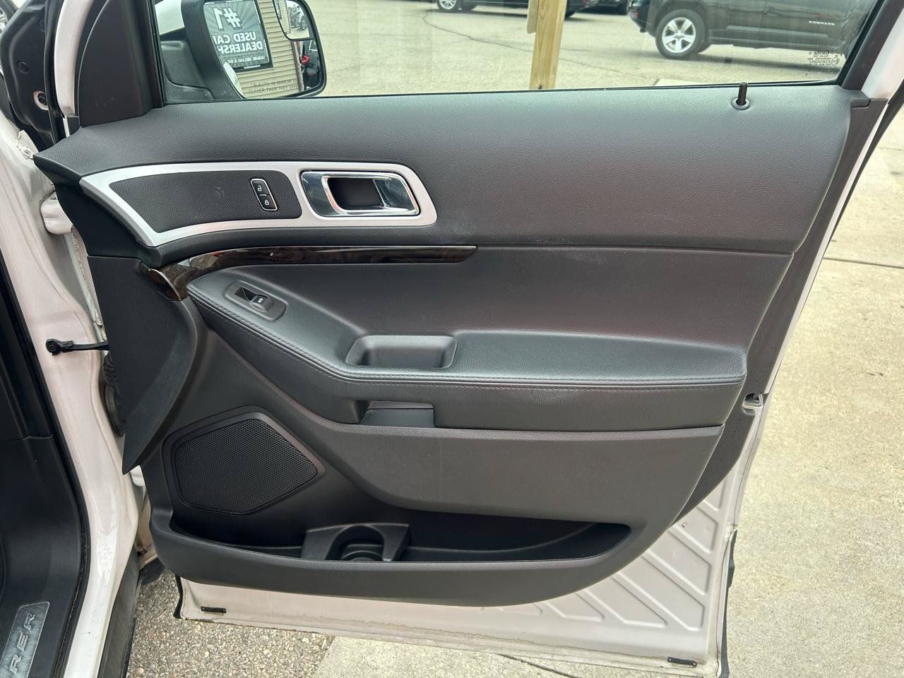 Used 2014 Ford Explorer Limited FWD image 15