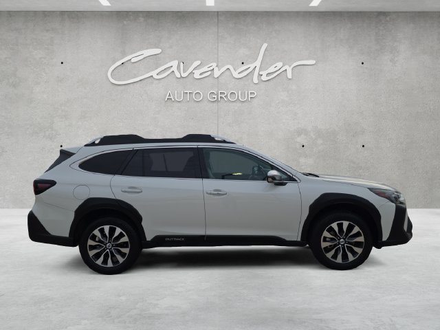 Used 2024 Subaru Outback Touring AWD/4WD image 17