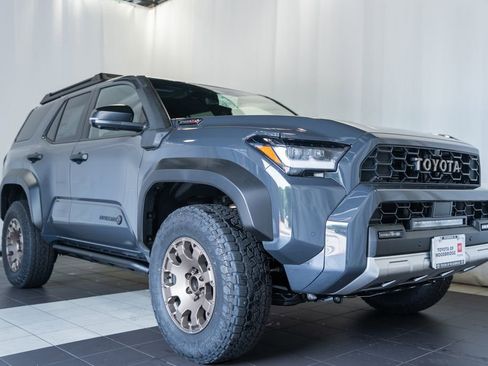 New 2026 Toyota 4Runner Trailhunter AWD/4WD image 1