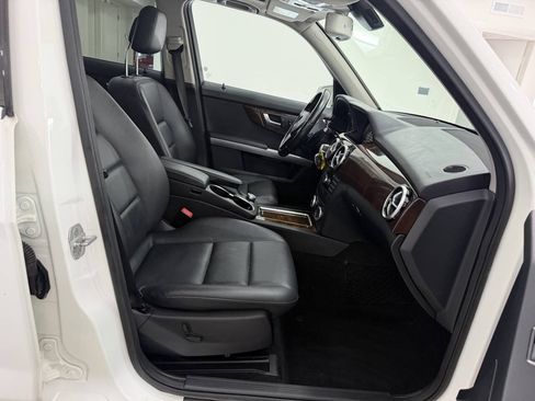 Used 2015 Mercedes-Benz GLK 350 4MATIC image 28
