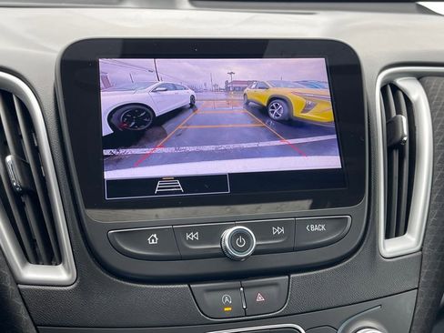 Used 2024 Chevrolet Malibu LT image 23