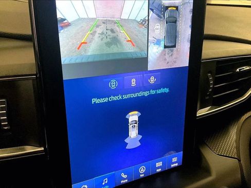 Used 2020 Ford Explorer ST w/ Premium Technology Package image 21