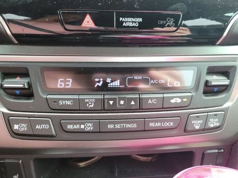 Used 2021 Honda Pilot Special Edition image 16