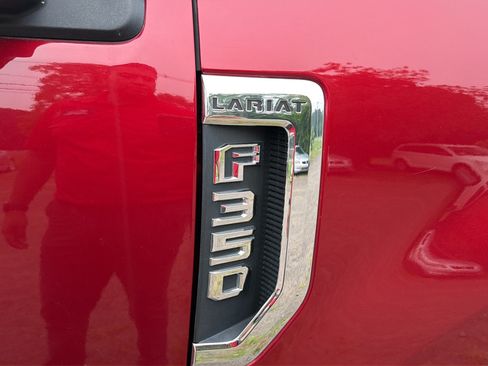 Used 2017 Ford F350 Lariat w/ Lariat Ultimate Package AWD/4WD image 35