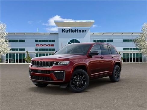 New 2026 Jeep Grand Cherokee Limited AWD/4WD image 1