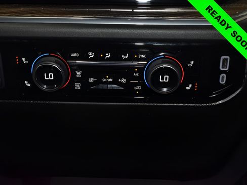 Used 2025 Chevrolet Silverado 1500 LT AWD/4WD image 22