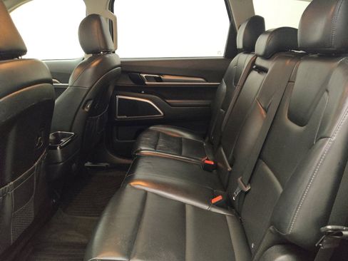 Used 2020 Kia Telluride LX AWD/4WD image 18