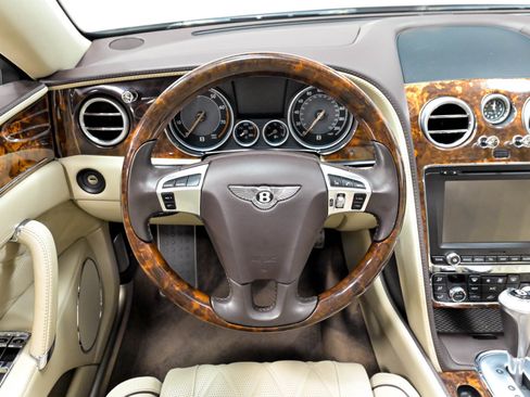 Used 2015 Bentley Flying Spur W12 AWD/4WD image 70