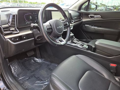 Used 2023 Kia Sportage EX FWD image 29