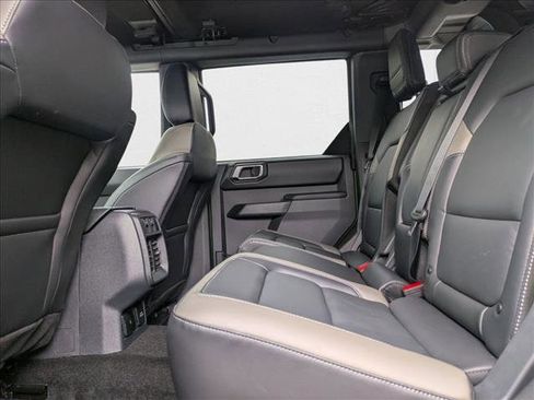 New 2025 Ford Bronco Outer Banks image 16