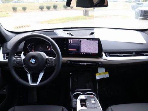 New 2026 BMW X1 xDrive28i w/ Technology Package image 11