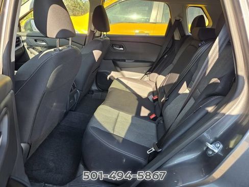 Used 2026 Nissan Rogue SV FWD image 9