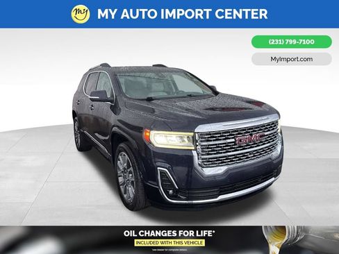 Used 2021 GMC Acadia Denali w/ Denali Ultimate Package AWD/4WD image 1