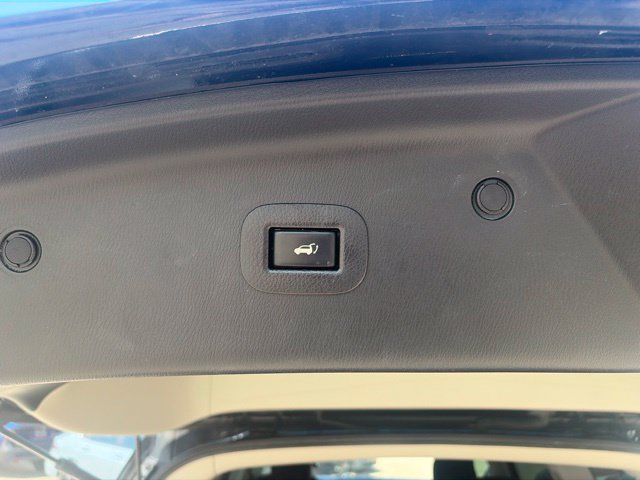 Used 2017 Nissan Armada SL w/ Moonroof Package RWD image 17