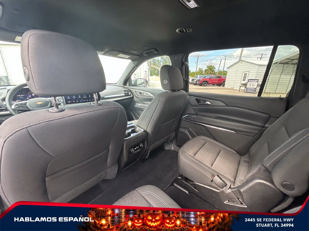 Used 2026 Chevrolet Traverse LT FWD image 15