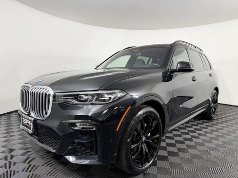 Used 2020 BMW X7 xDrive40i w/ M Sport Package AWD/4WD image 2