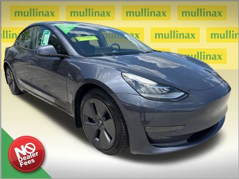 Used 2022 Tesla Model 3 Long Range AWD/4WD image 1