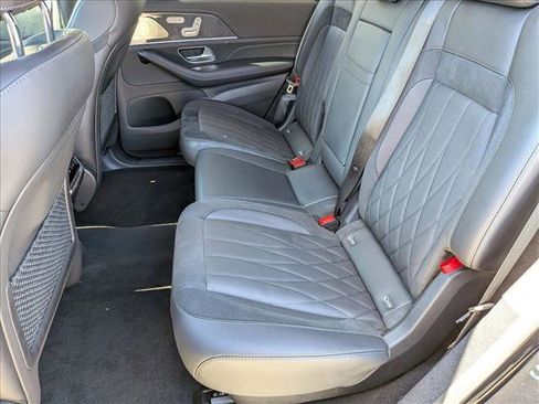 Used 2024 Mercedes-Benz GLS 63 AMG 4MATIC image 20