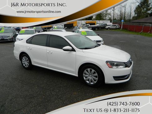 Used 2012 Volkswagen Passat 2.5 S image 1