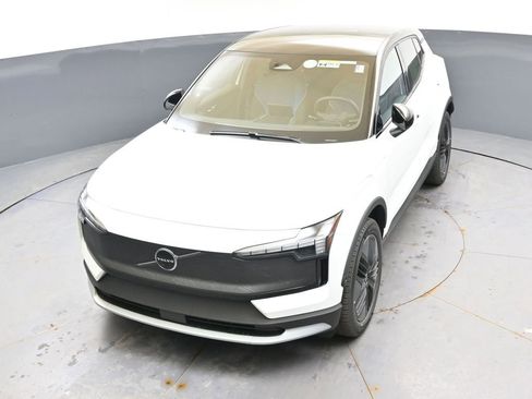 New 2026 Volvo EX30 Cross Country Ultra w/ Protection Package Premier AWD/4WD image 44