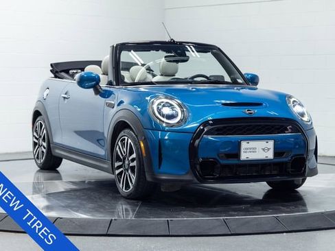 Certified 2023 MINI Cooper S FWD image 4