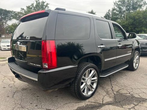Used 2007 Cadillac Escalade AWD w/ Information Package image 5