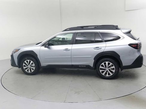 New 2025 Subaru Outback Premium image 6