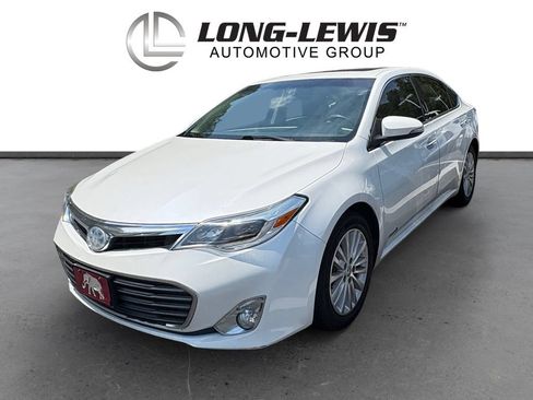 Used 2014 Toyota Avalon Limited w/ Technology Package FWD image 1