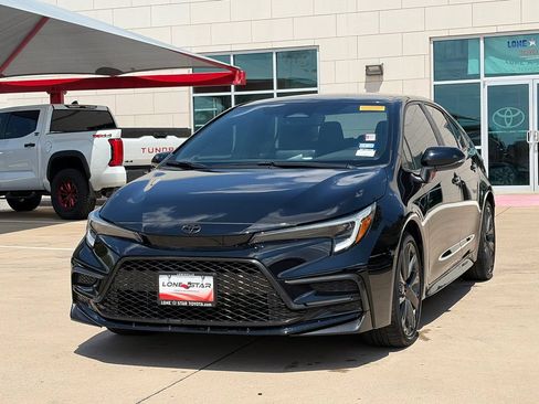 Used 2024 Toyota Corolla SE FWD image 4