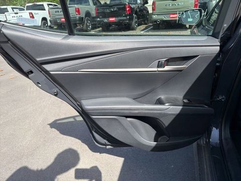 Used 2025 Toyota Camry LE image 14