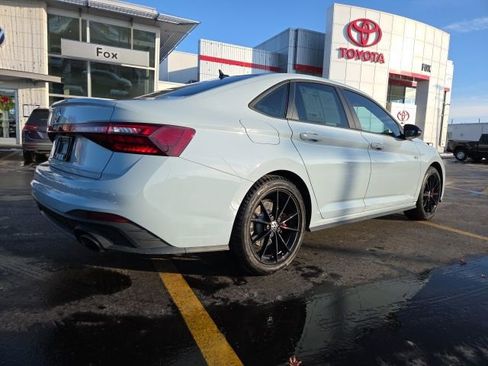 Used 2025 Volkswagen Jetta GLI Autobahn image 7