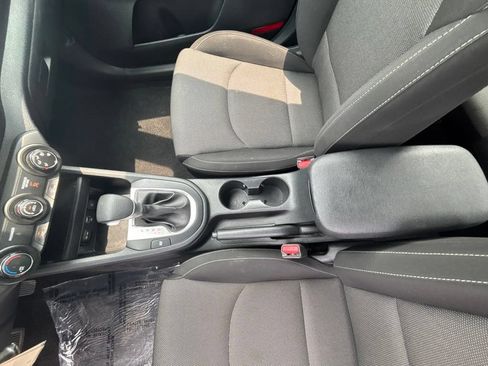 Certified 2024 Kia Forte LXS FWD image 16