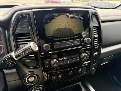 Used 2021 Nissan Titan PRO-4X w/ Pro-4x Utility Package AWD/4WD image 21