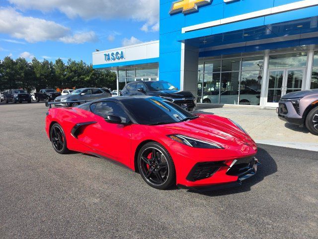 Used 2020 Chevrolet Corvette Stingray Coupe w/ 1LT RWD image 1