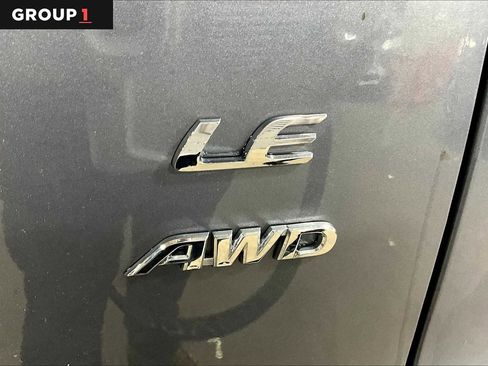 Used 2023 Toyota Corolla Cross LE w/ Moonroof Package image 10